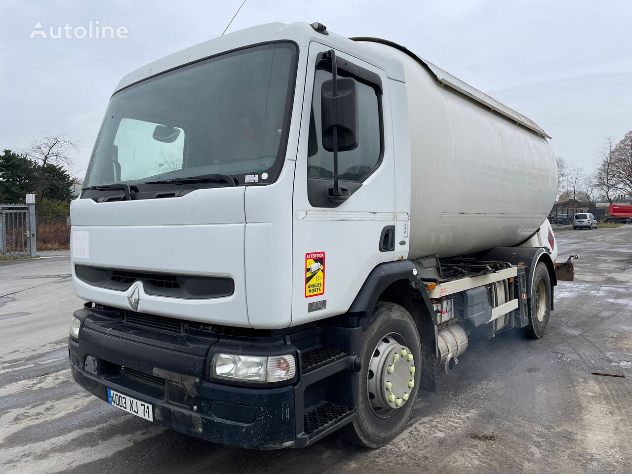 camion autocisterna Renault Premium 270dci LPG