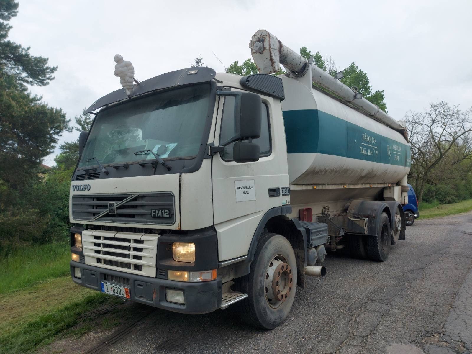 tovornjak cisterna Volvo FM 12.380