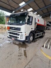 camion-citerne Volvo FM 300 15000 LITERS