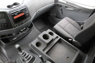 Купити тентовану вантажівку Mercedes-Benz 813 4x2 BB - kein 816, 818 Nr.: 208 - Зображення 9 | Autoline UA Тентована вантажівка Mercedes-Benz 813 4x2 BB - kein 816, 818 Nr.: 208 | Зображення 9 - Autoline
