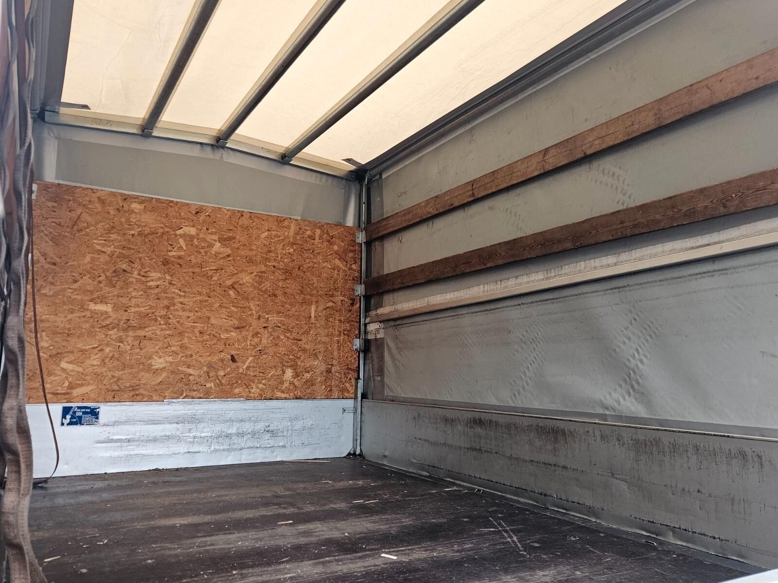 Mercedes-Benz Sprinter 519 CDI camion platformă acoperit cu prelată