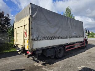 Volvo FE 320 tarpaulin truck