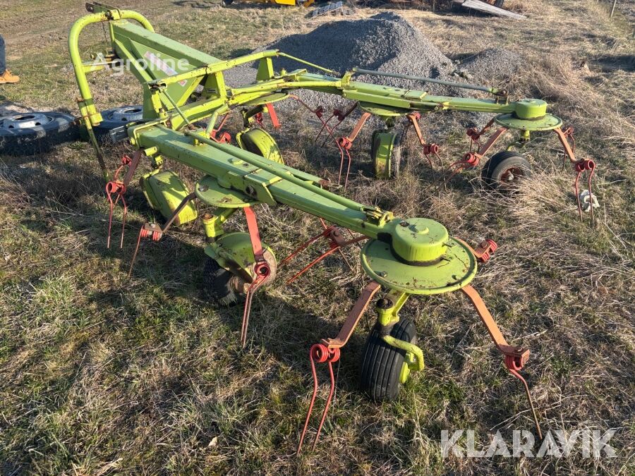 Przetrząsacz Claas W600 - Agroline