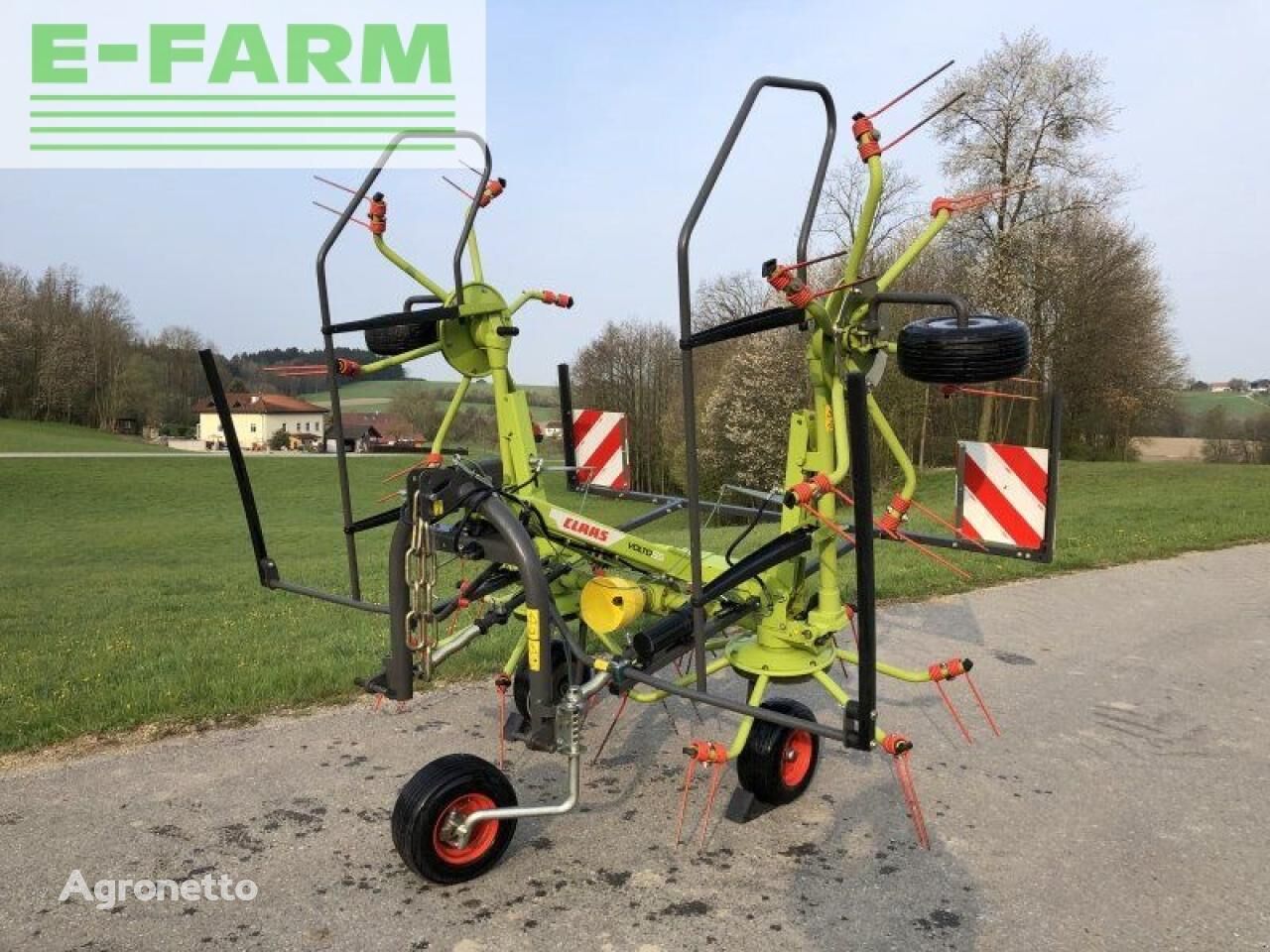 Claas volto 55 tedder