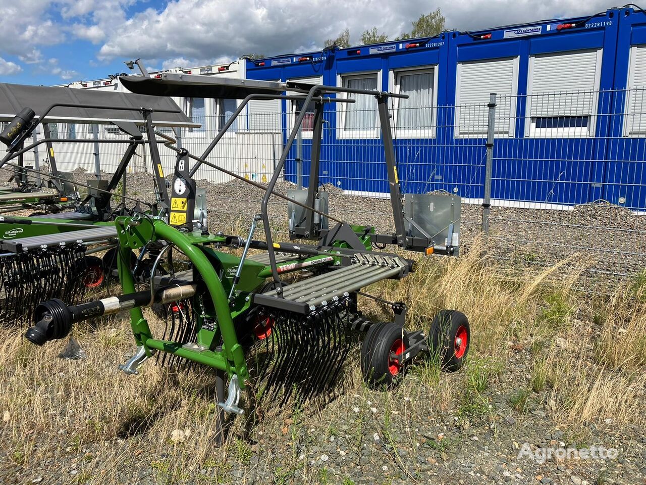 Nový obracač sena Fendt Former 351 DN - Agronetto