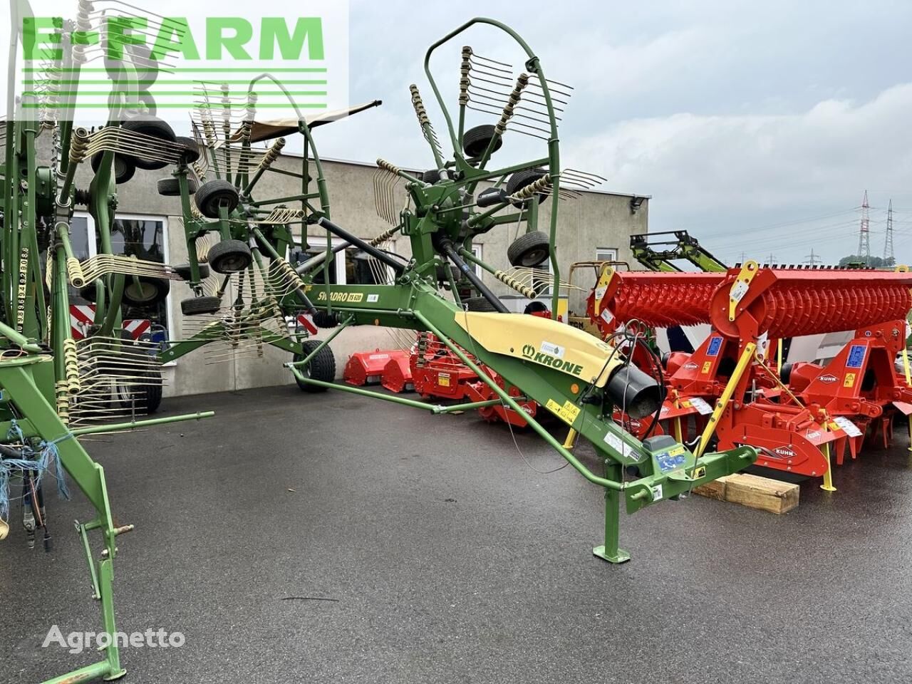 maşina de întors fânul Krone ts 620