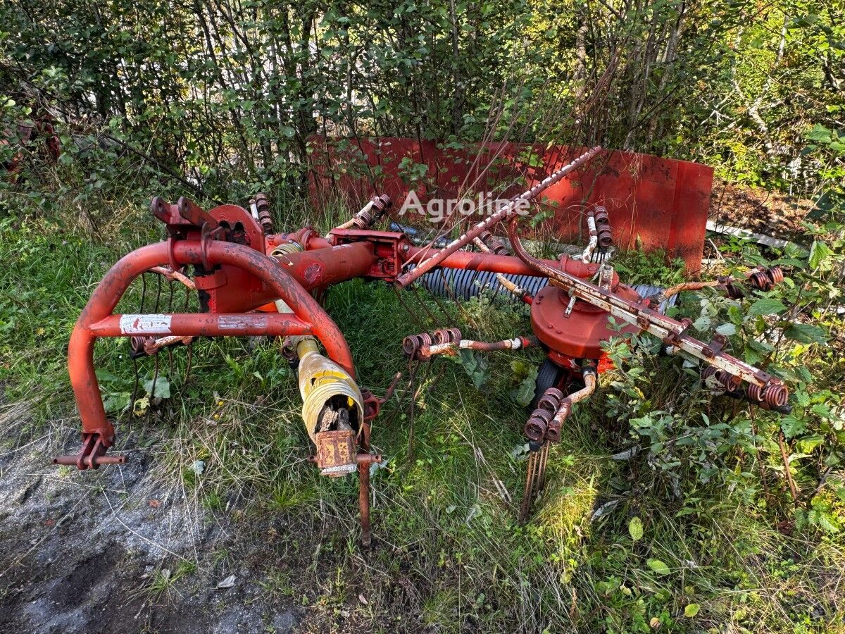 Faneuse Kuhn GRS 25 kombinert to-rotors kombirive og høyvender - Agroline
