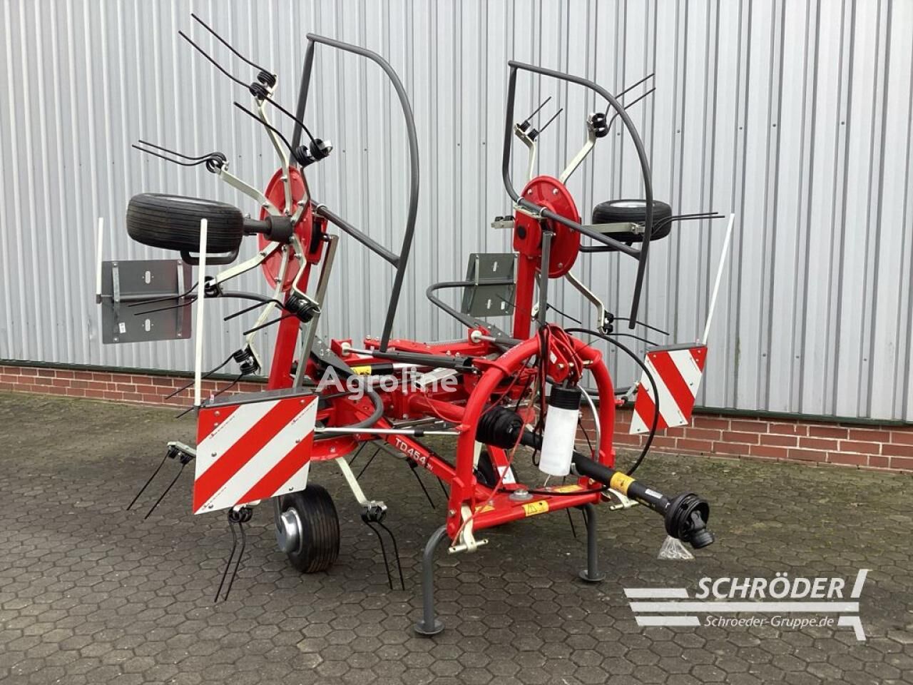 New Massey Ferguson TD 454 DN tedder - Agroline