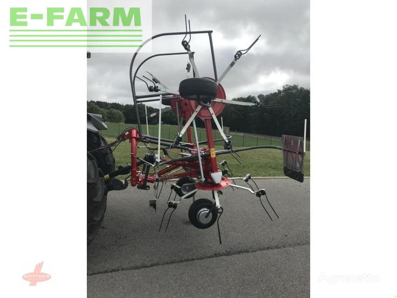 Massey Ferguson mf td 524 dn / fella sanos 5204 dn henificadora