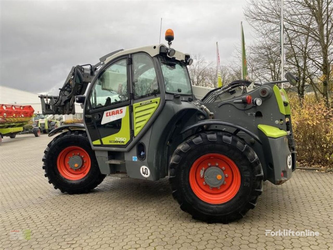 Claas SCORPION 7050 cargadora telescópica