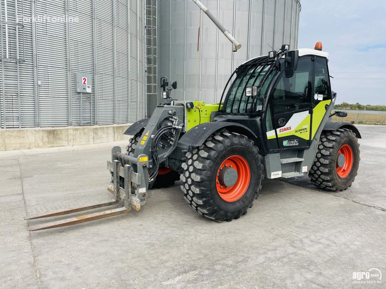 Claas Scorpion 756 Varipower telehandler