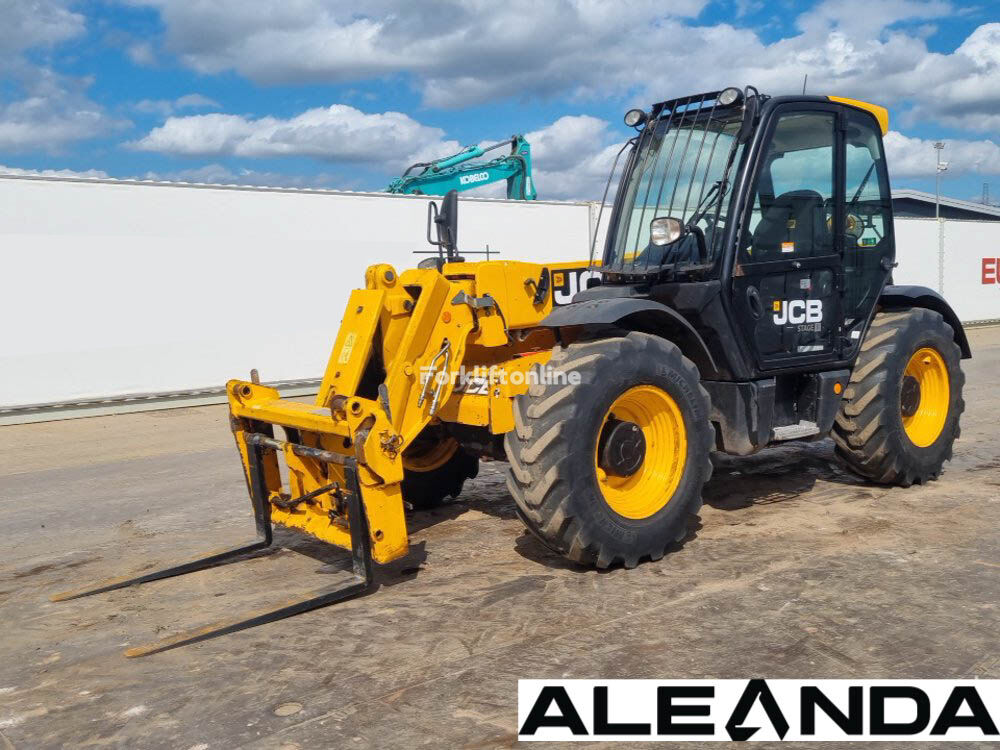 JCB 531-70 telehandler