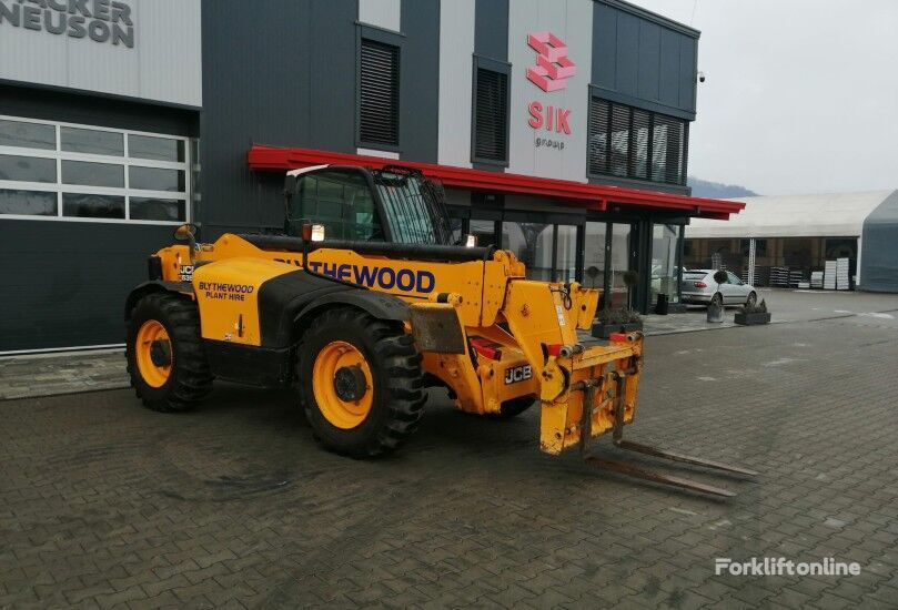 JCB 535-125 telehandler