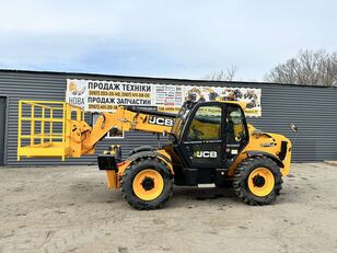 JCB 535-125 Hi-Viz telehandler