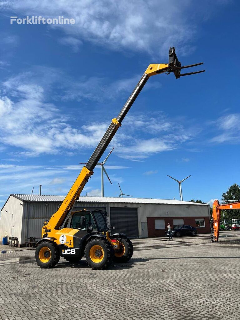 JCB 535-95 telehandler