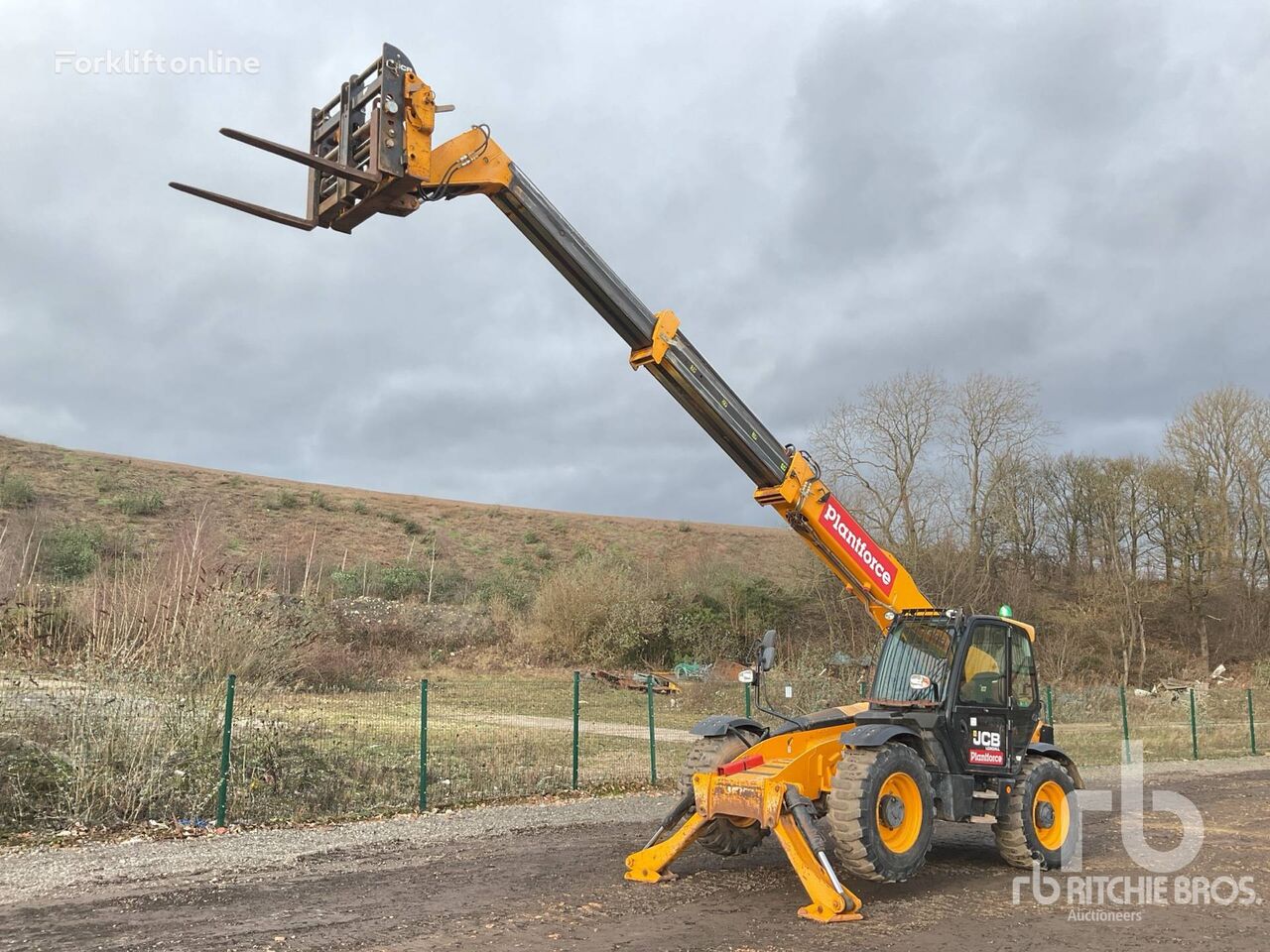 teleskopický nakladač JCB 540-140