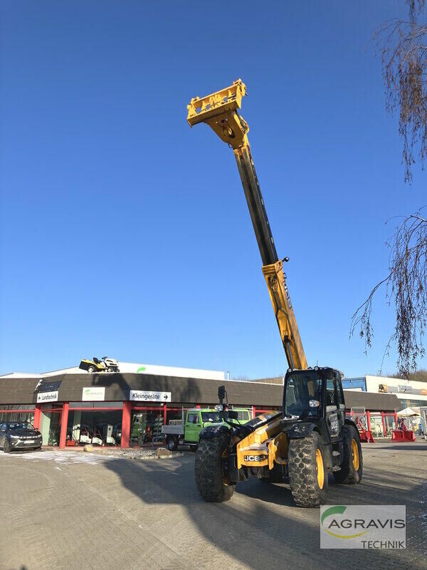 لودر تلسکوپی JCB 560-80 Agri Super