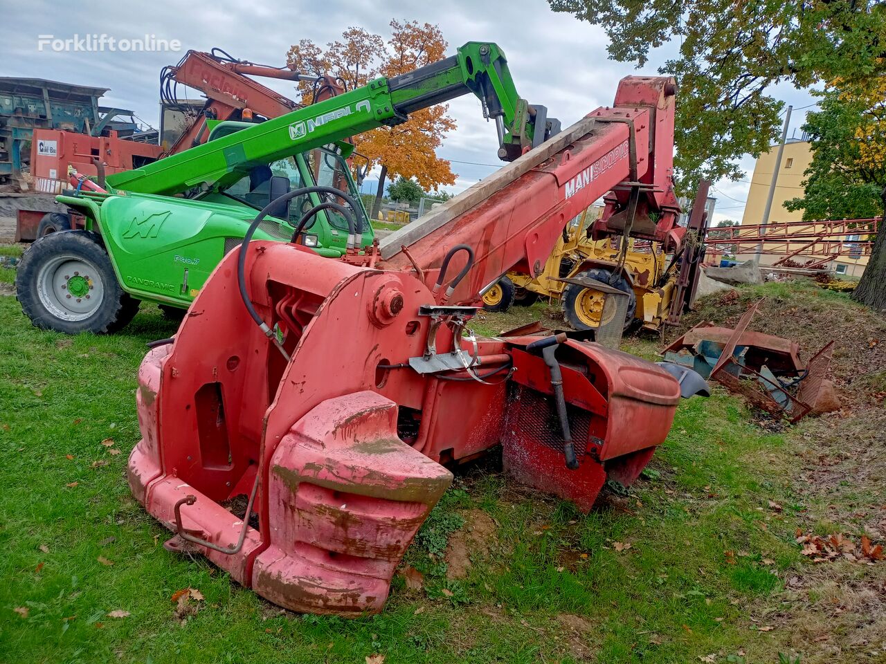 τηλεσκοπικός φορτωτής Manitou 665 κατά ανταλλακτικό