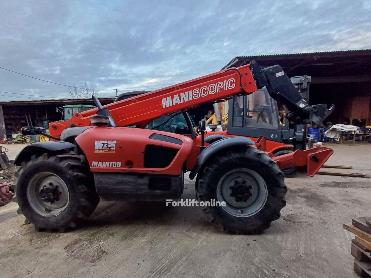 xe nâng càng Manitou MT 1030