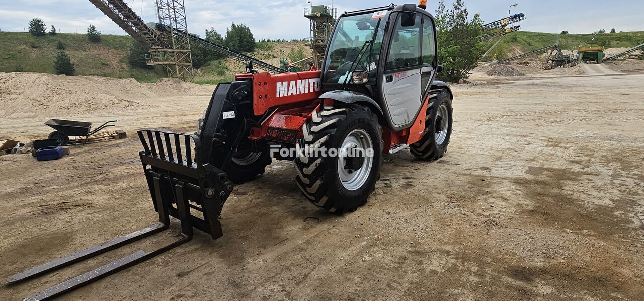 Manitou MT 732 telehandler