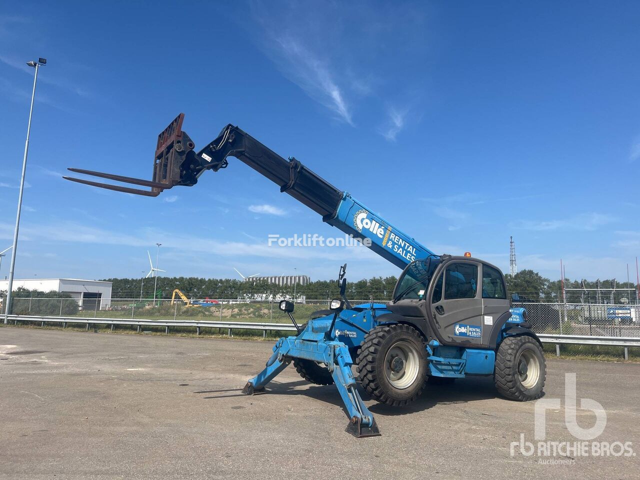 телескопический погрузчик Manitou MT1440