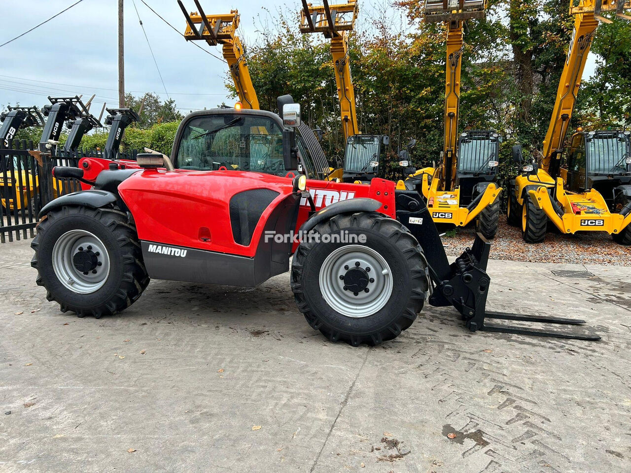 Manitou MT732 telehandler