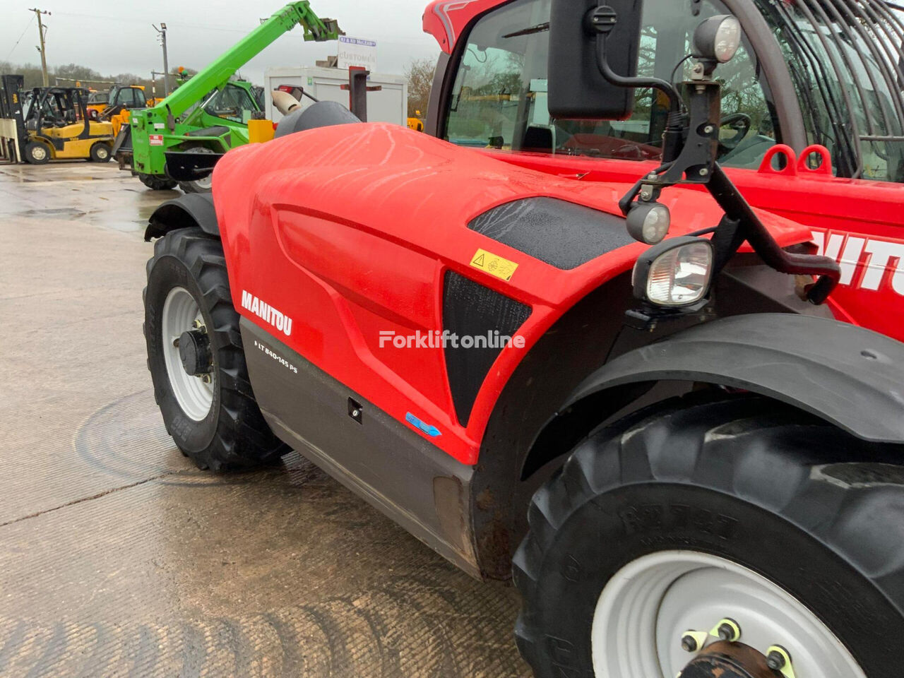 телескопический погрузчик Manitou MT840