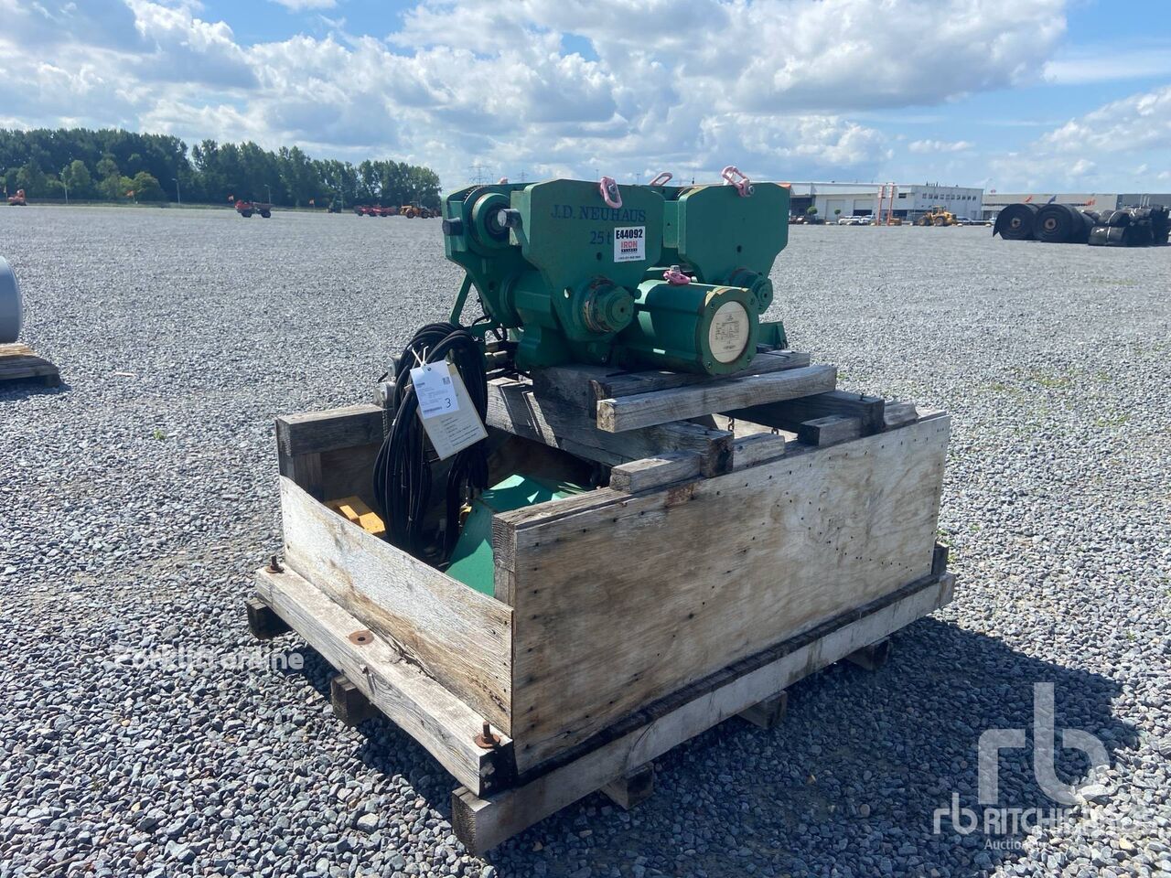 Palan électrique J.D. Neuhaus Hydraulic chain 25to - Forkliftonline