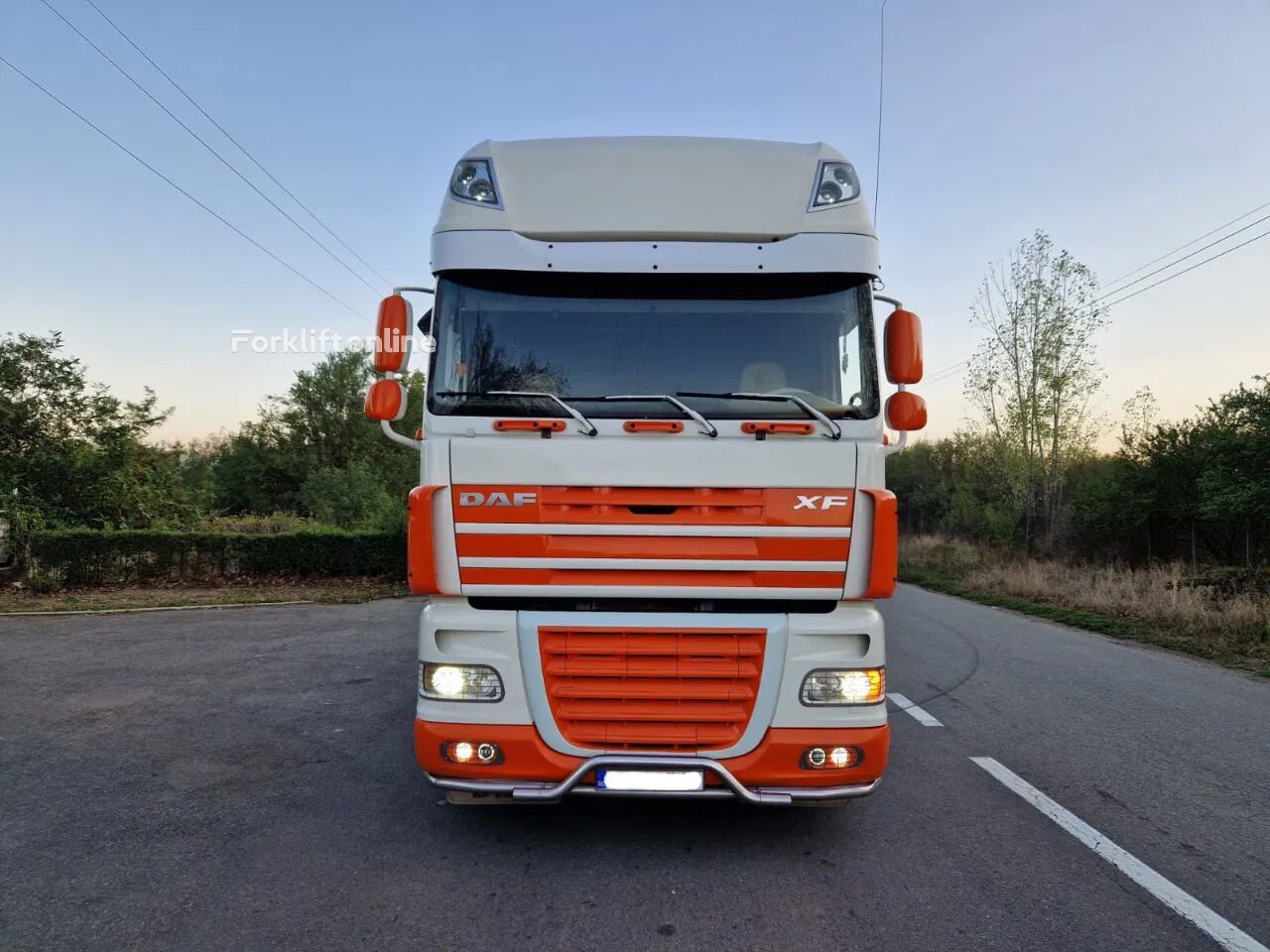 DAF XF 105.460 Manual tractor de terminal - Forkliftonline
