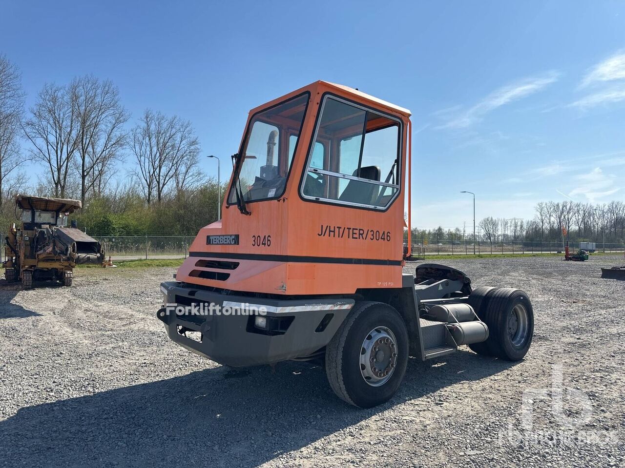 Купить портовый тягач Terberg YT220 4x2 (Inoperable) | Forkliftonline AZ Портовый тягач Terberg YT220 4x2 (Inoperable) - Forkliftonline