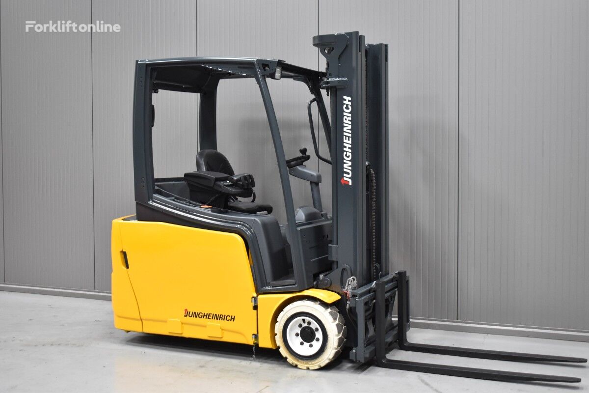 Caterpillar 2ET3500 three-wheel forklift