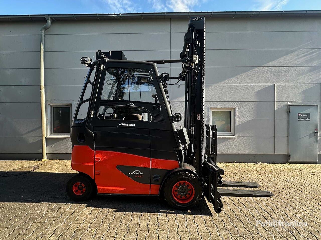 Linde E40H three-wheel forklift