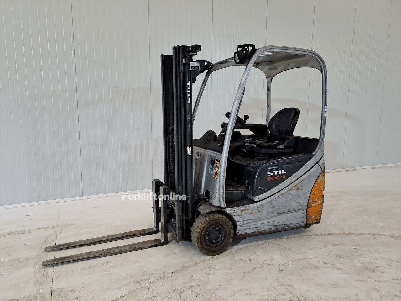 Still RX 20-16 three-wheel forklift