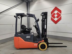 Toyota 8FBE20T three-wheel forklift