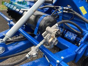 U 693 - 4,0 mh / mit long smart fahrwerk tallerkenharve til salgs - Bilde 16 | Agroline NO U 693 - 4,0 mh / mit long smart fahrwerk tallerkenharve | Bilde 16 - Agroline