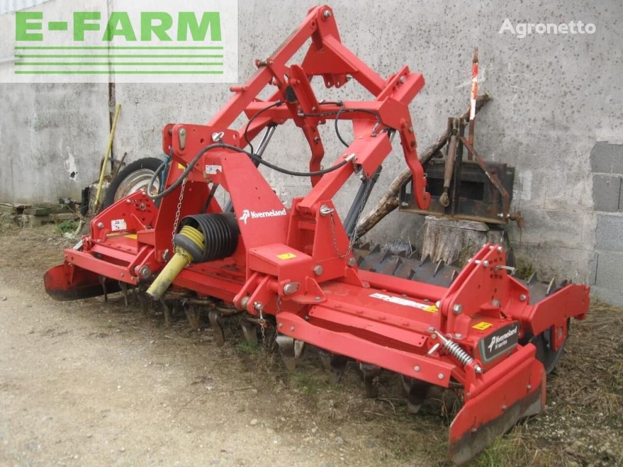 Grapă rotativă Kverneland h series 3m00 de vânzare | Agroline RO Grapă rotativă Kverneland h series 3m00 - Agroline