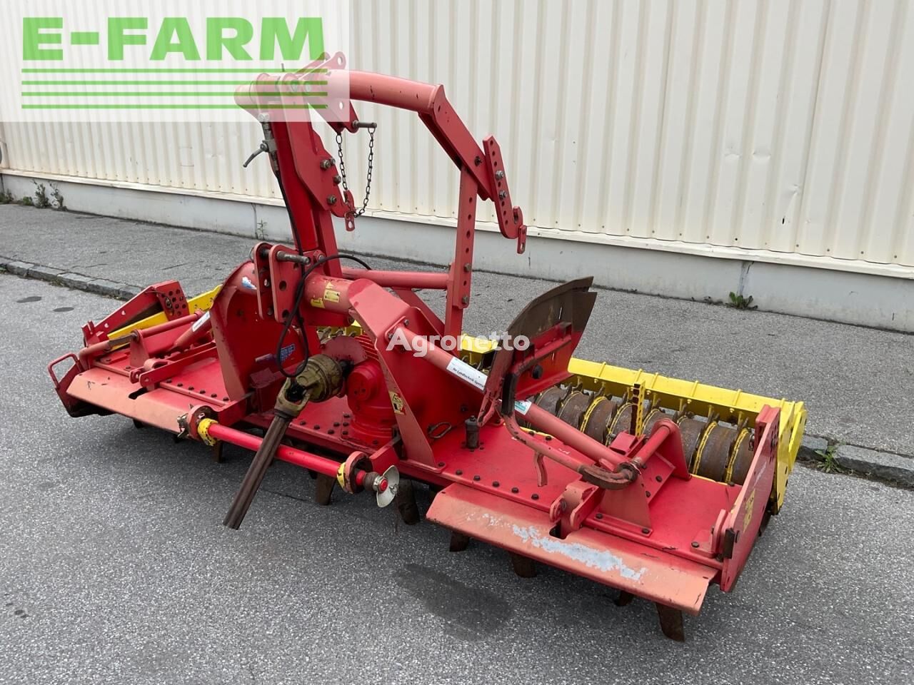 Pöttinger Lion 300 power harrow