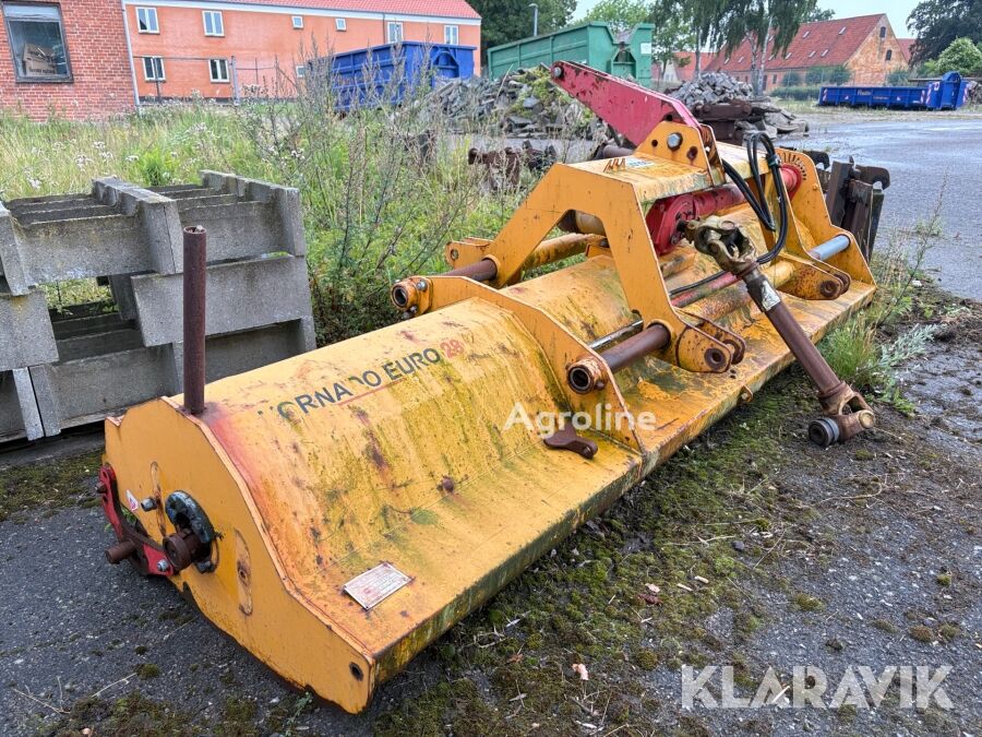 Twose Tornado Euro 280 jorddækningsmaskine til traktor - Agroline