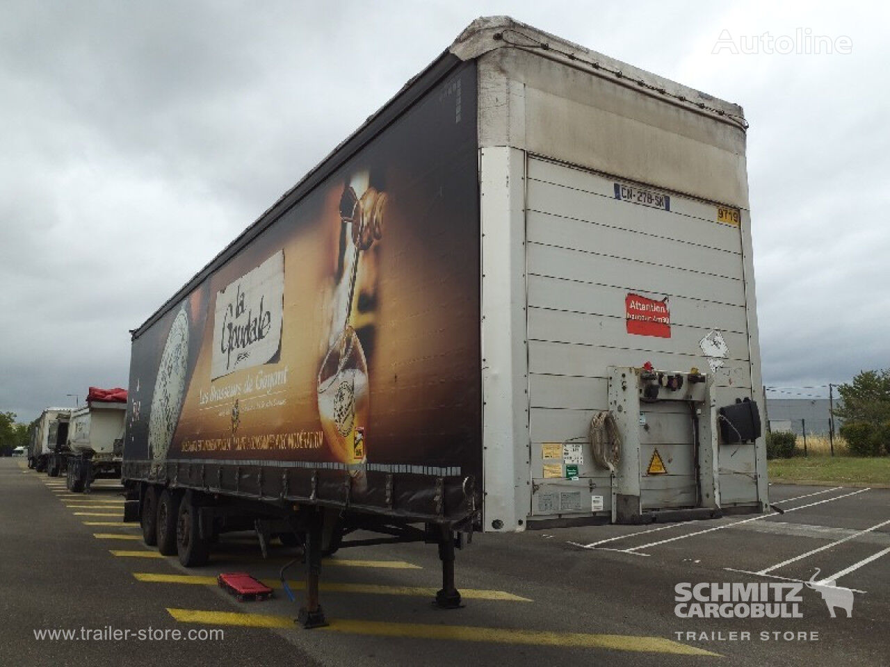 Schmitz Cargobull Curtainsider Mega semirremolque toldo