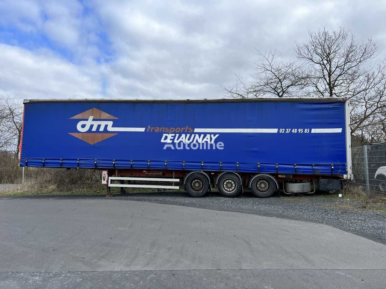 semi-trailer dengan terpa TX34CS Curtainsider Portaltüren SAF