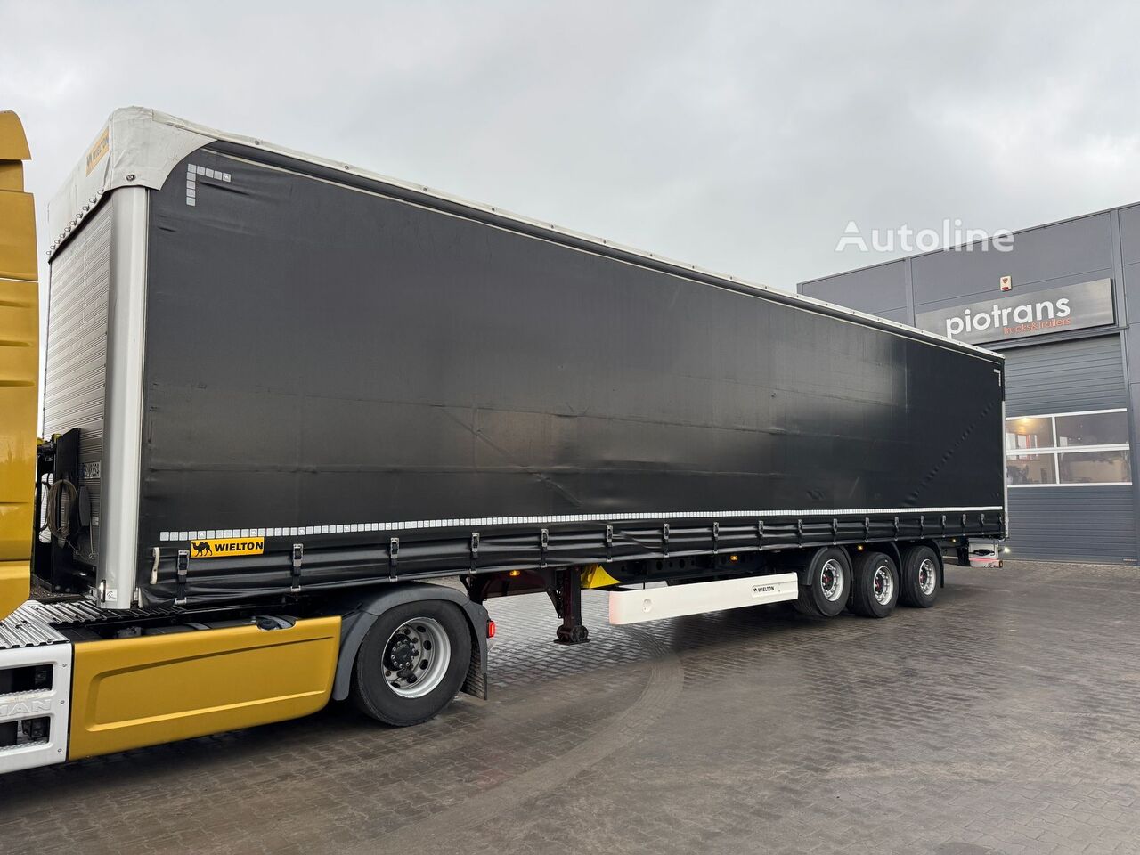 Wielton FIRANKA / 2021 / ROWERÓWKI / SUPER STAN tilt semi-trailer