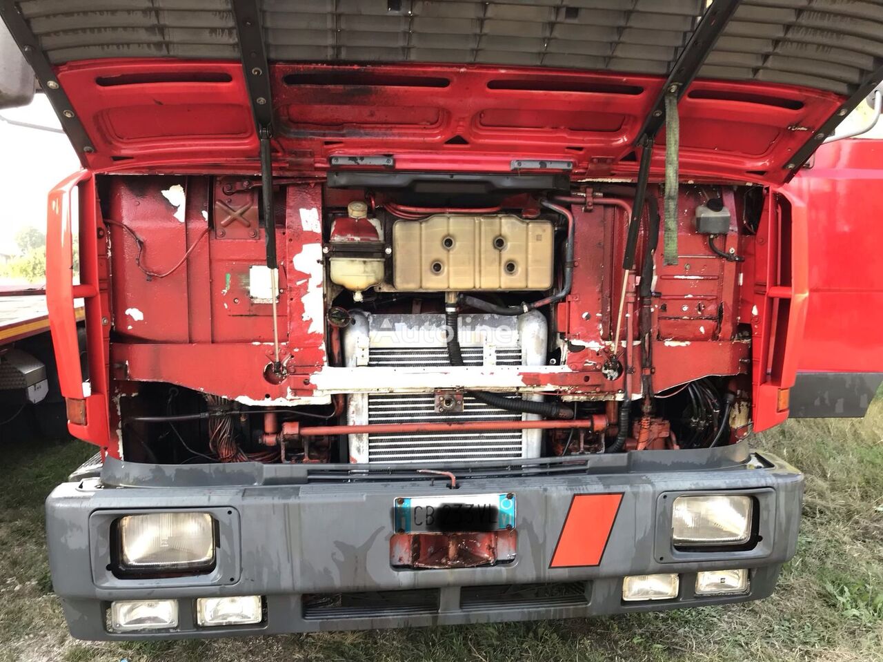 camion cu prelata IVECO 190 36