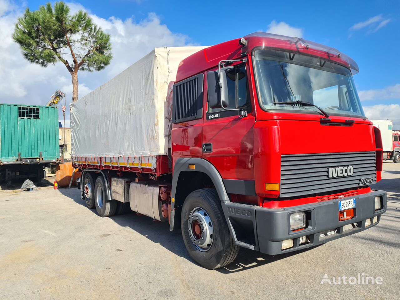 IVECO Turbostar 190.42 tilt truck