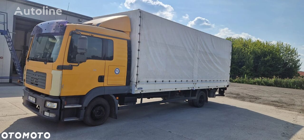 MAN TGL 12.210 tilt truck