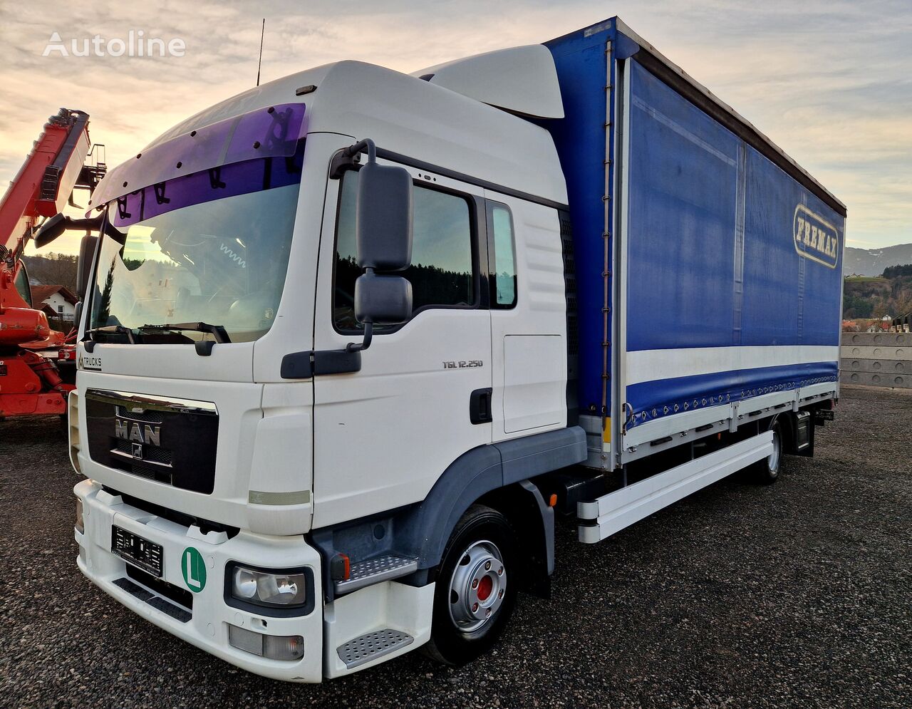 camion centinato MAN TGL 12.250