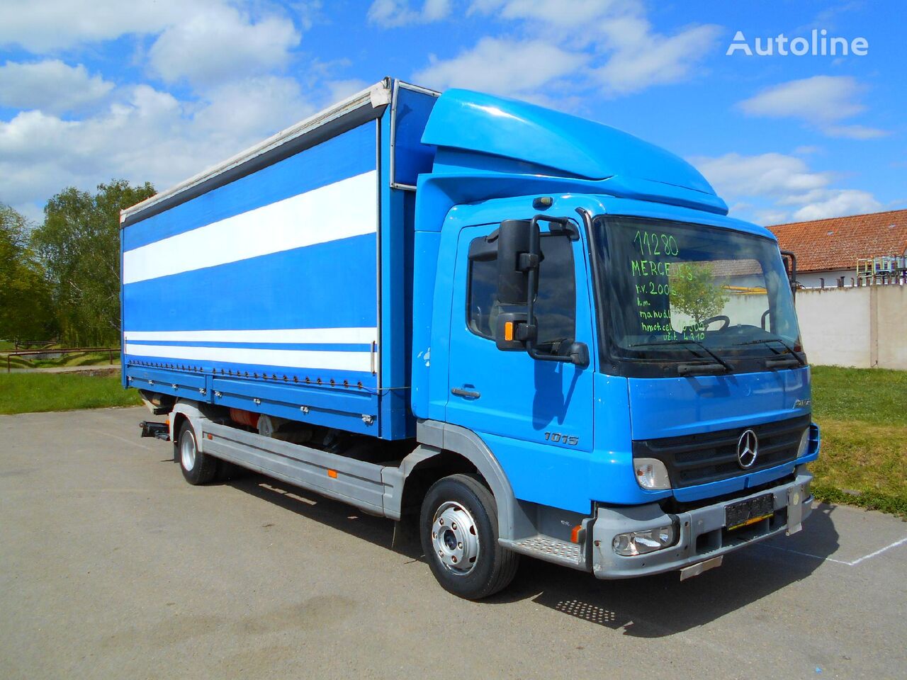 Mercedes-Benz 1015 camión toldo