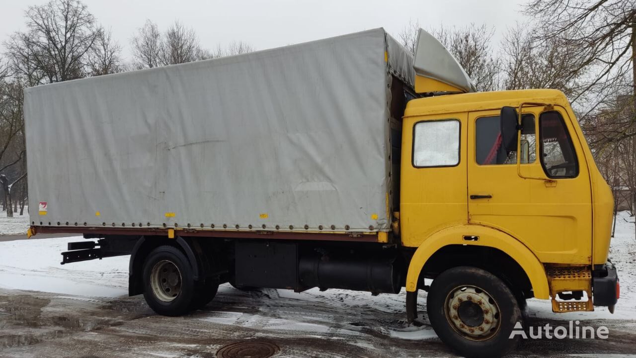 Mercedes-Benz 1217 Planen-LKW