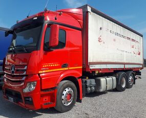 带防水布卡车 Mercedes-Benz ACTROS 2545