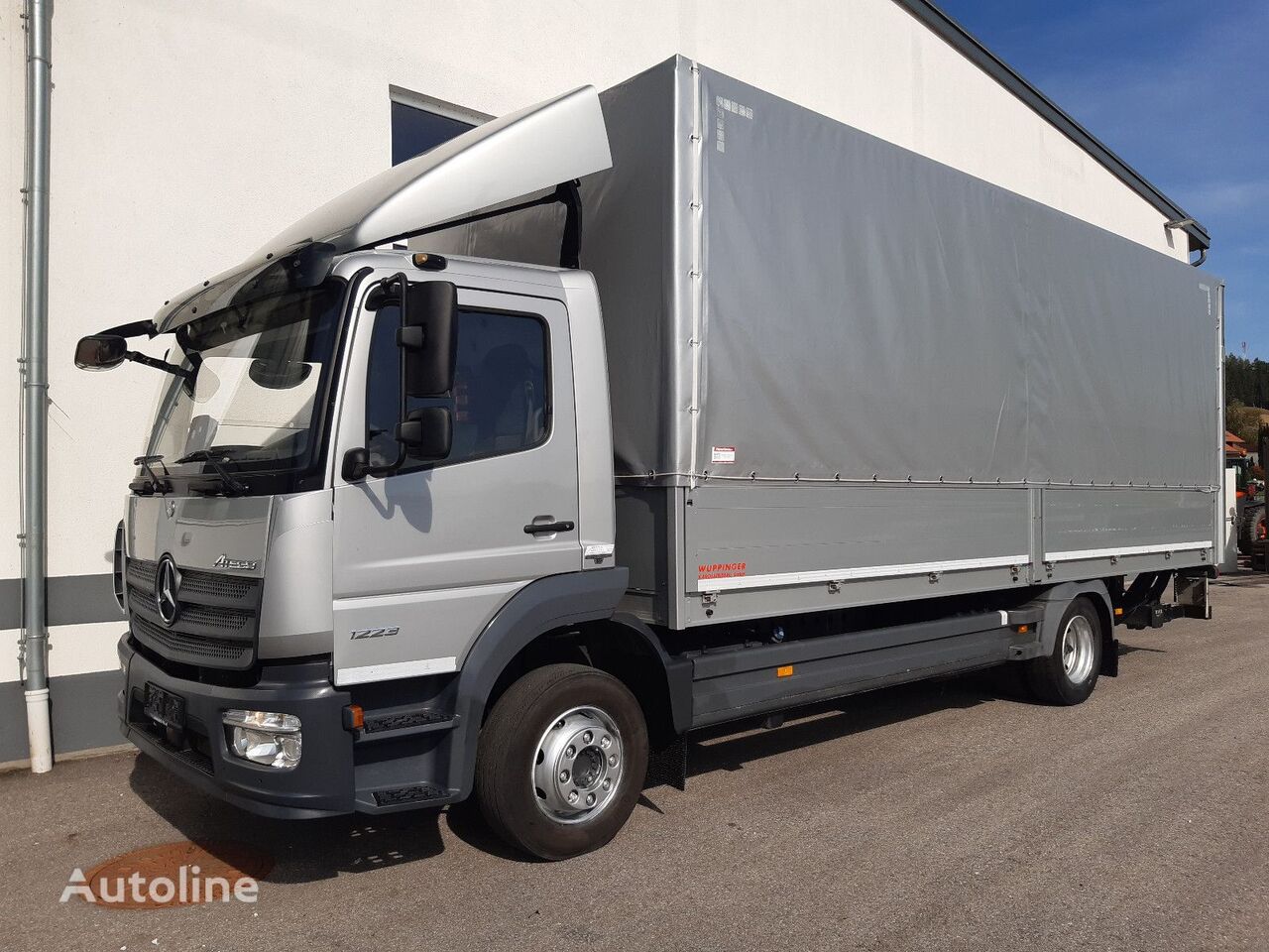 тентованный грузовик Mercedes-Benz Atego 1223L