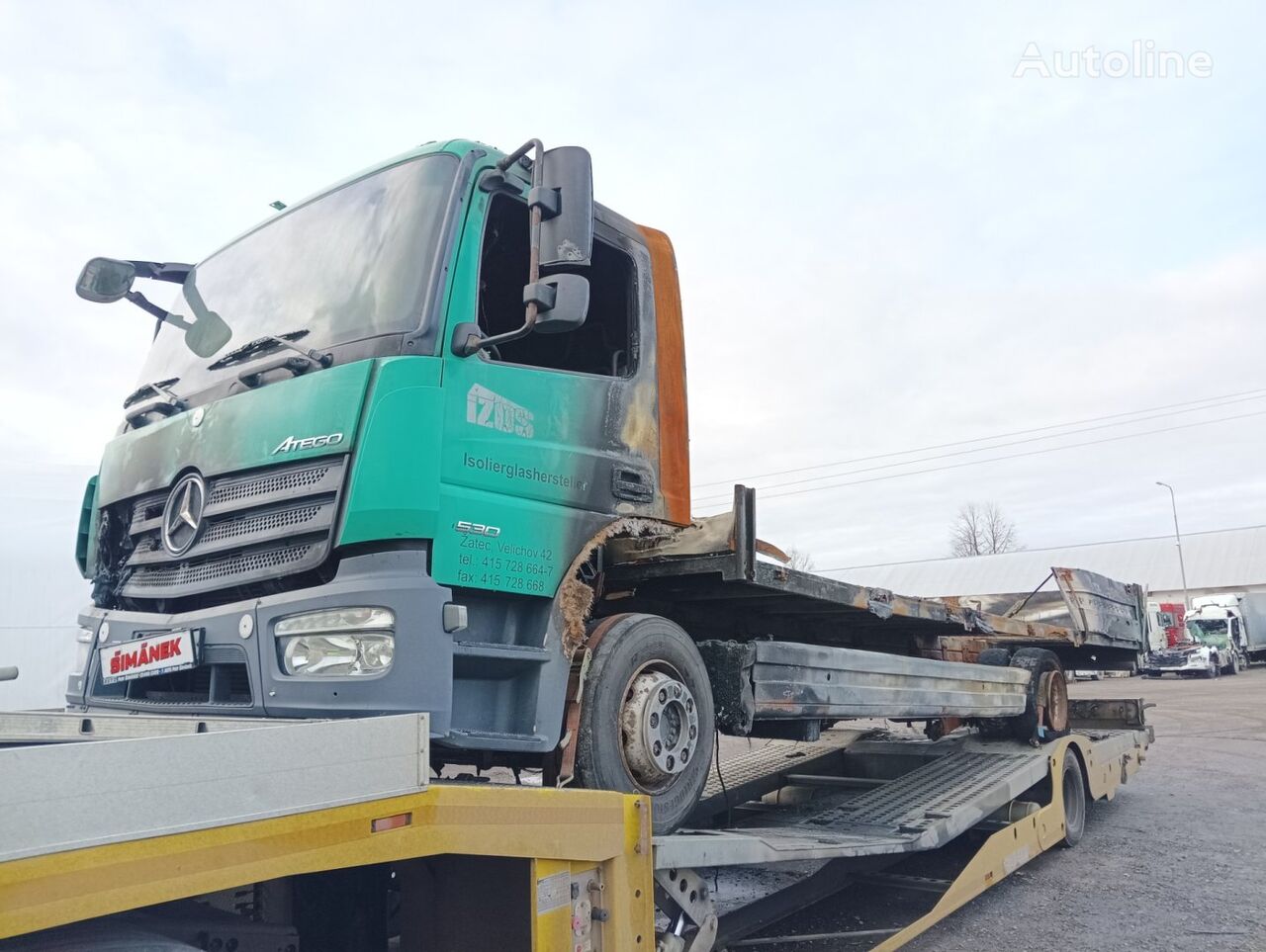 тентованный грузовик Mercedes-Benz Atego 530 / 220kw после аварии